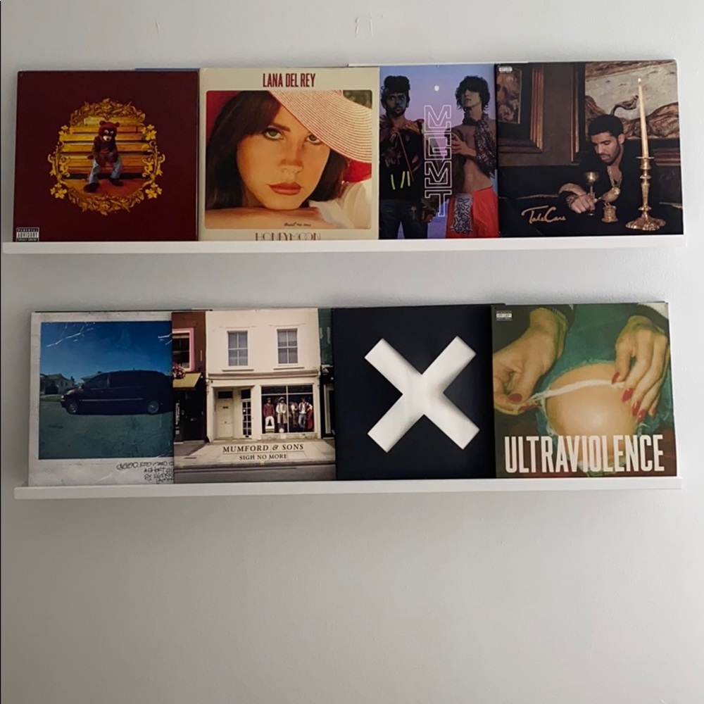 VARIOUS VINYL RECORDS